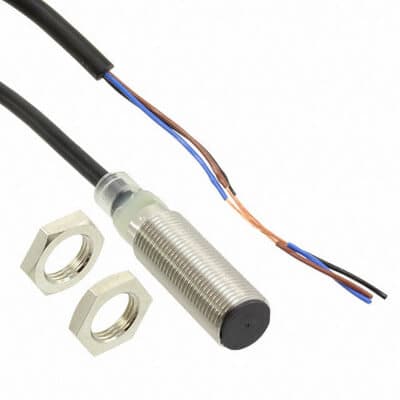 Cảm biến tiệm cận Omron E2B-M12KS04-WP-B1 2M M12 4 mm PNP NO