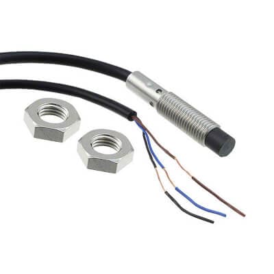 Cảm biến tiệm cận Omron E2B-S08KN02-WP-B2 2M M8 2 mm PNP NC