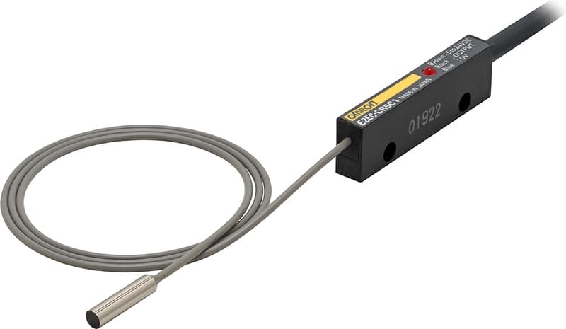 Cảm biến tiệm cận Omron E2EC-CR5B1 2M 3mm 0.5 mm PNP NO