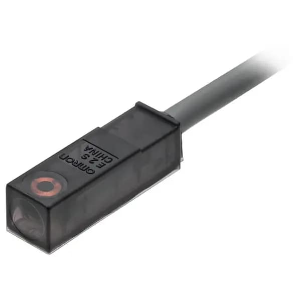 Cảm biến tiệm cận Omron E2S-W11B 1M NPN NO front