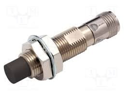 Cảm biến tiệm cận Omron E2V-X8B1-M1 M18 PNP NO xa